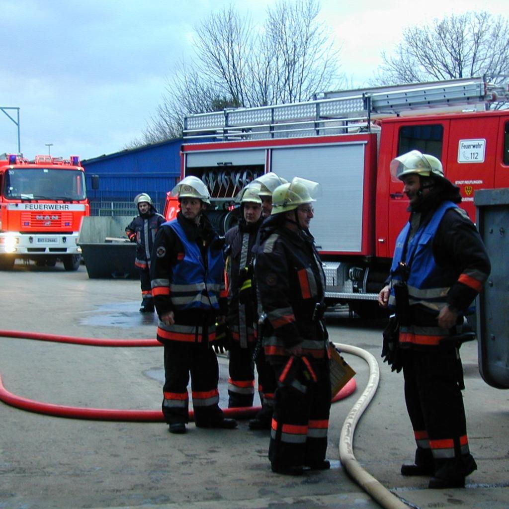 ????: Bilder der freiwilligen Feuerwehr Abteilung Mittelstadt - Einsatz Still Wagner (Quelle: Daniel Kern)