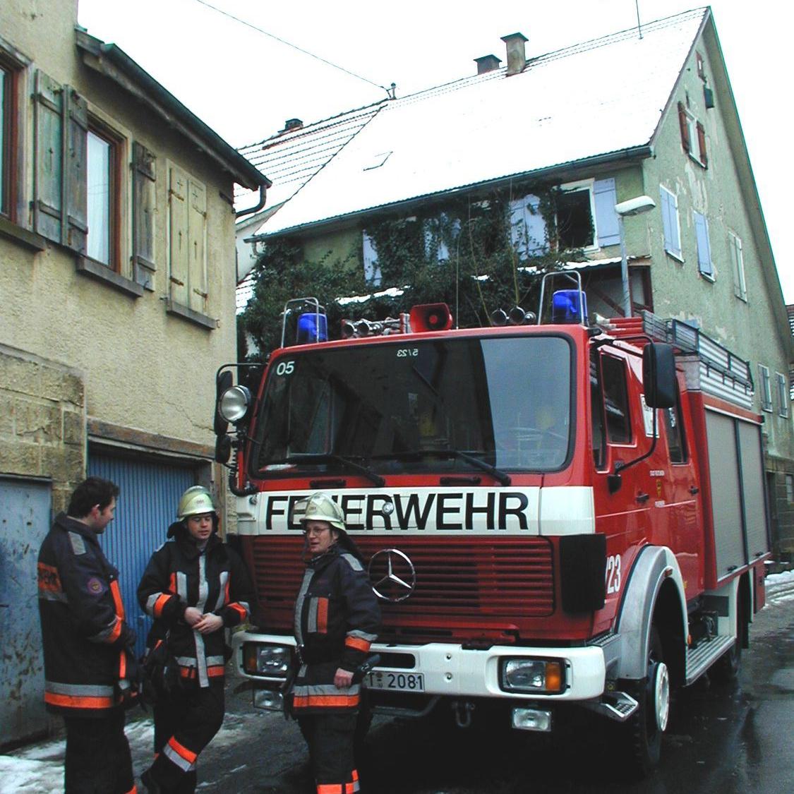 ????: Bilder der freiwilligen Feuerwehr Abteilung Mittelstadt - Kleinbrand Ölofen (Quelle: Daniel Kern)