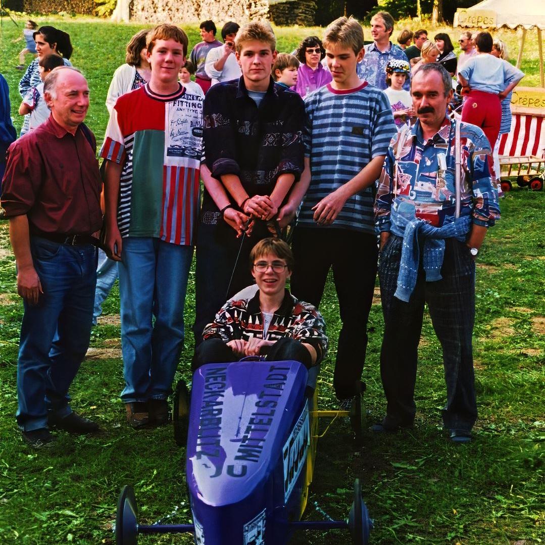 1994: Seifenkistenrennen in Upfingen mit der Jungenschaft Mittelstadt (Quelle: evangelische Gemeinde)