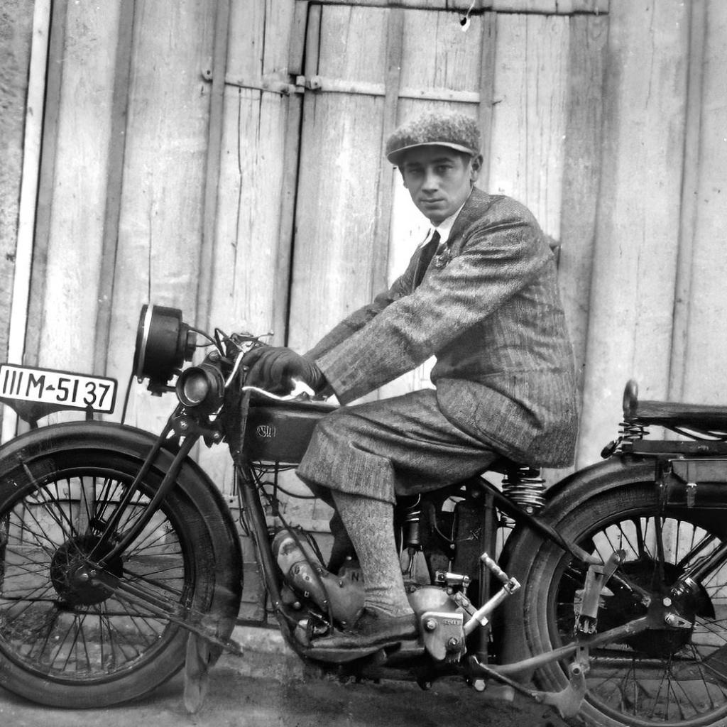 1934: Adolf Hurlebaus Heerstraße 13,   NSU Motorrad 301T Pyritz Classics von 1929,  298cc, 7PS, 1 Zyl, 4 Takt (Quelle: Manfred Knecht)