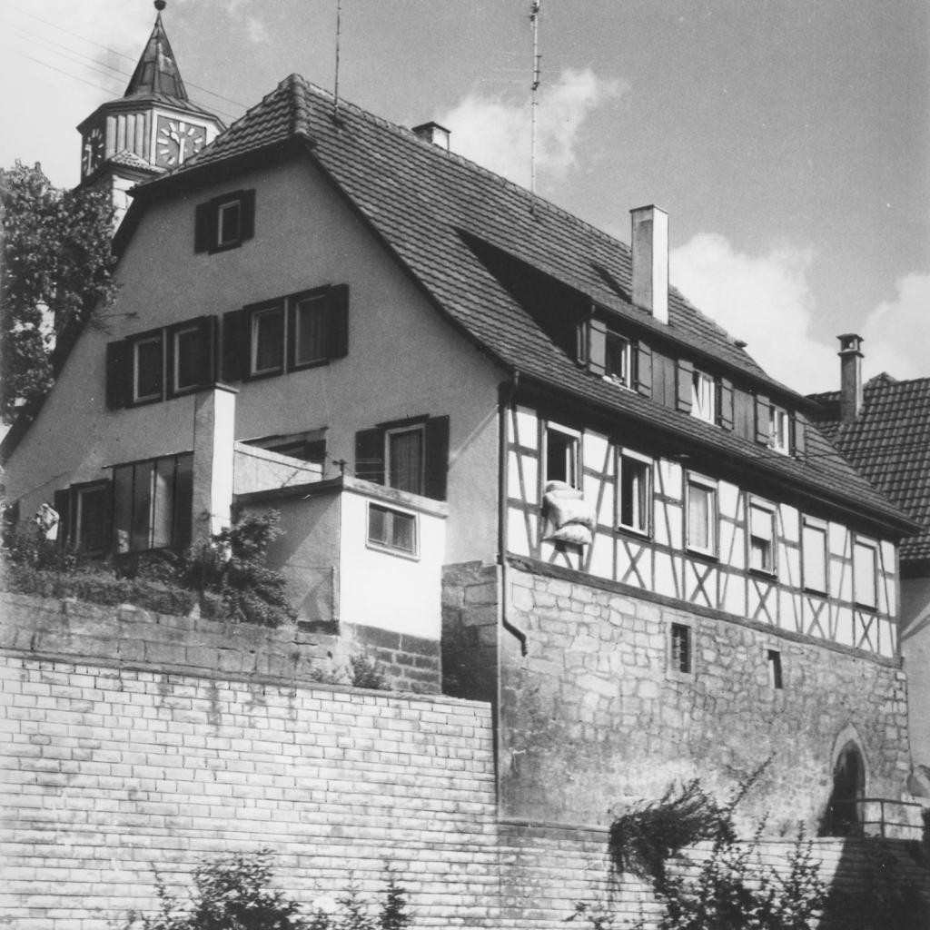 ????: Steinernes Haus, altes Schulhaus (Quelle: Zvonko Zebic)