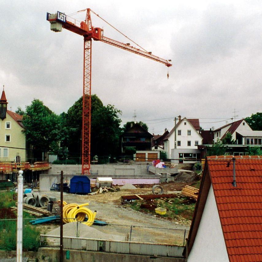 2000: Bau der Sporthalle 25.6.2000 (Quelle: Manfred Knecht)
