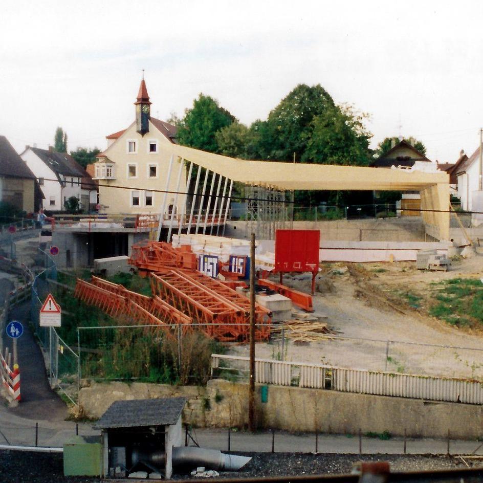 2000: Bau der Sporthalle 9.9.2000 (Quelle: Manfred Knecht)