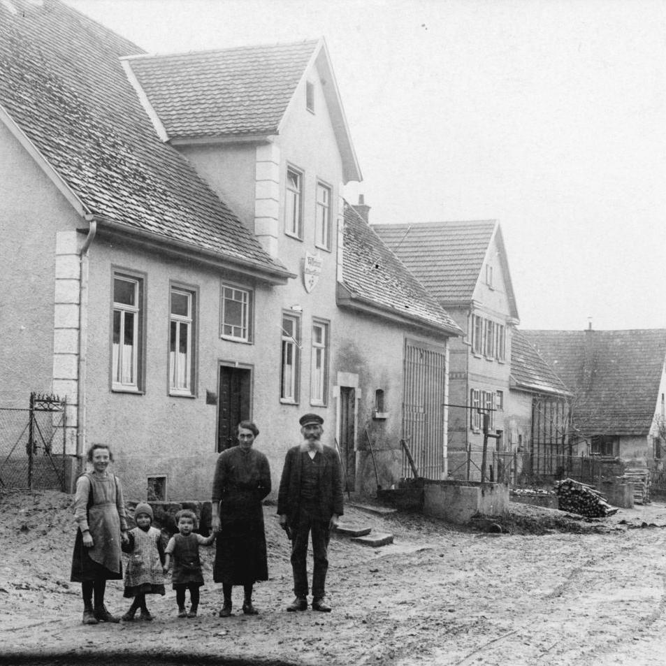 1924: Gaststätte Traube an der Hofstatt, Haus der Familie Müllerschön (Quelle: Carola & Gottlob Nagel)