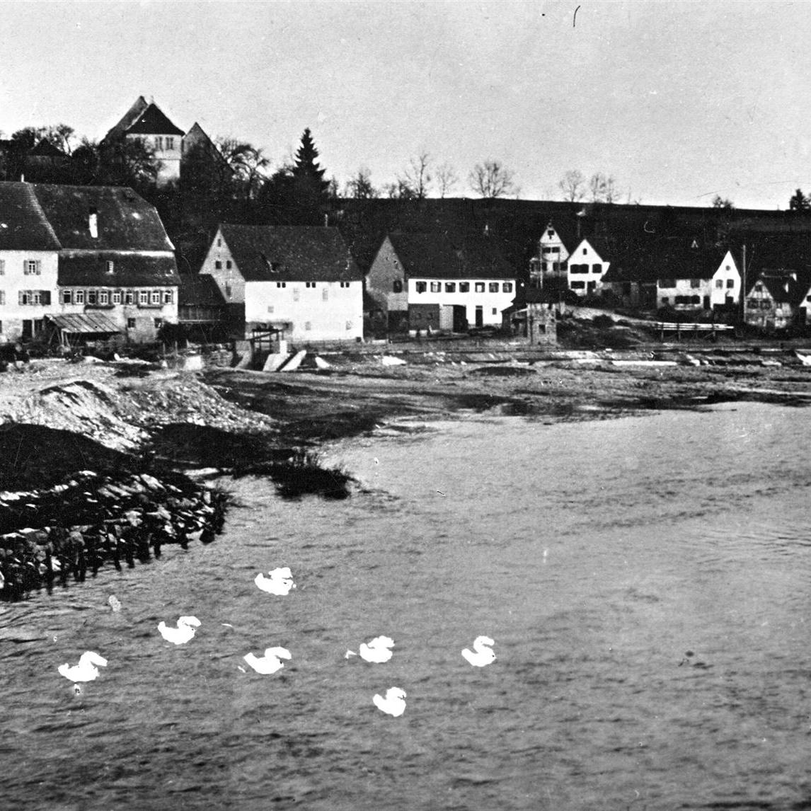 1908: Ansicht auf Mittelstadt vom Neckar (Quelle: evangelische Gemeinde)