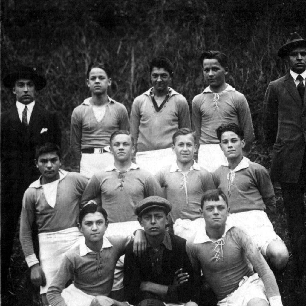 1927: B-Jugend des FC Mittelstadt 1926 - 1927 (Quelle: Bernd Bader)