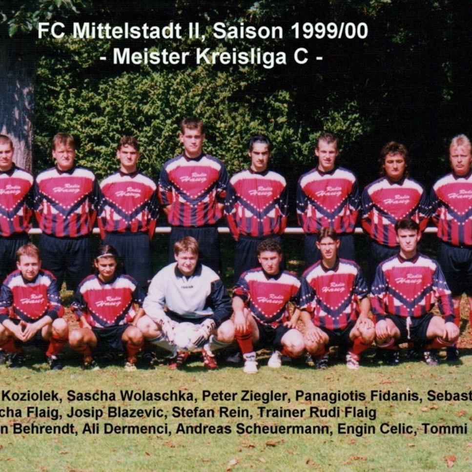2001: 2. Mannschaft des FC Mittelstadt 1999 - 2001 (Quelle: Bernd Bader)