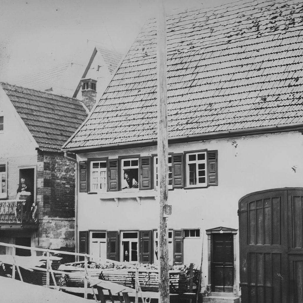 1928: Schreinerei Müllerschön in der heutigen Neckartenzlinger Straße (Quelle: Zvonko Zebic)